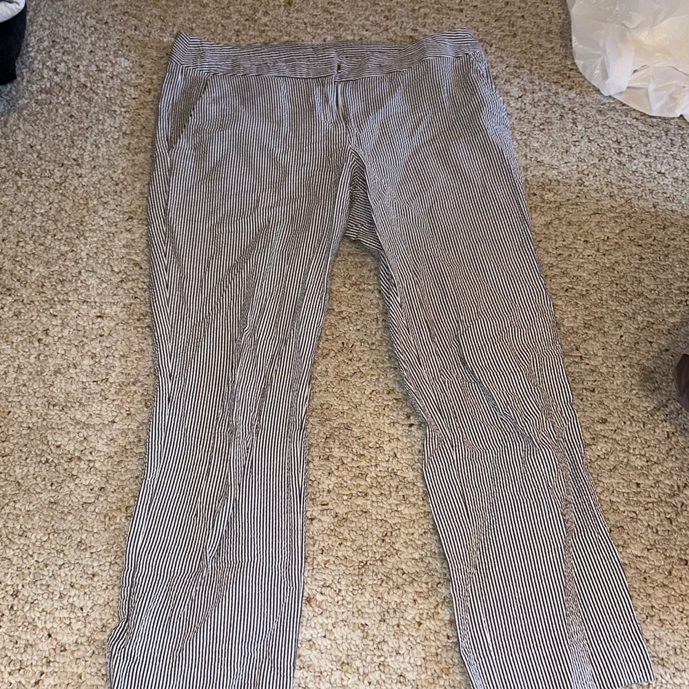 Striped women’s crop pants